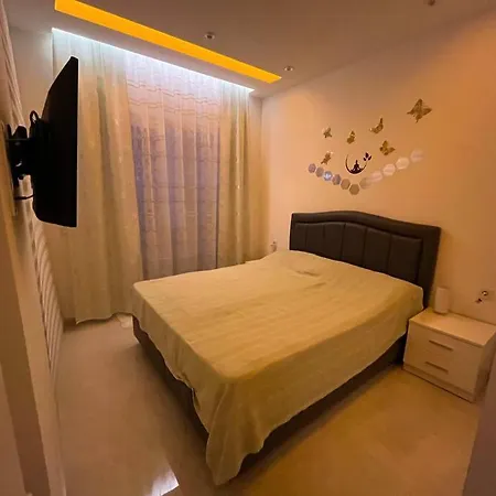 Yekta Kingdom Trade Center 1+1 Apartment *